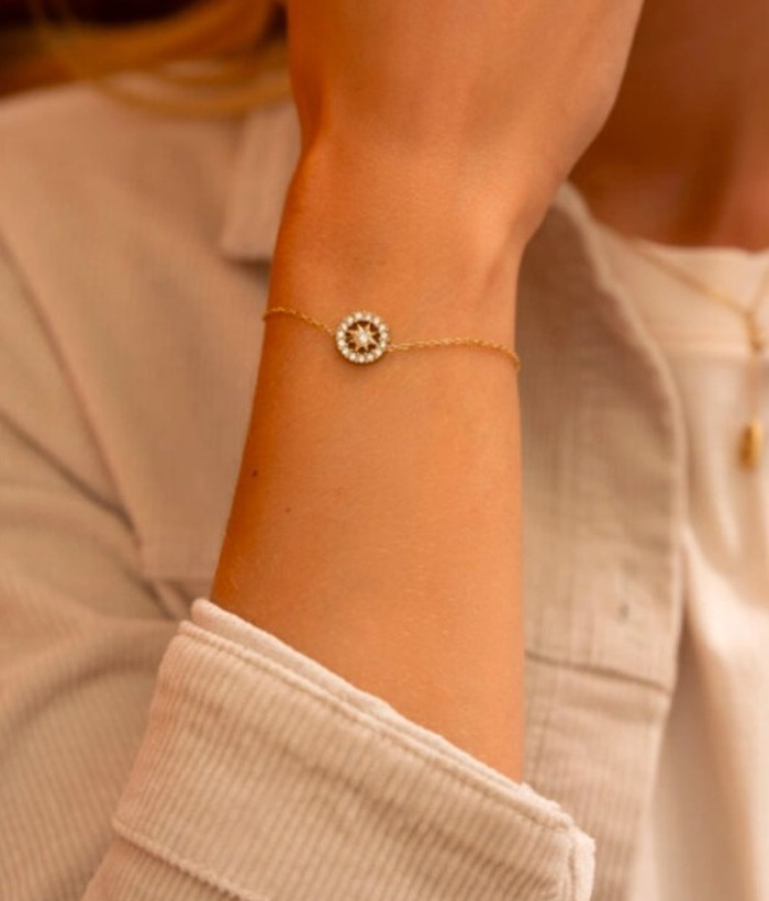 Aura — Mirajewelle, bracelet chaîne médaillon rosace pavé de strass — acier doré