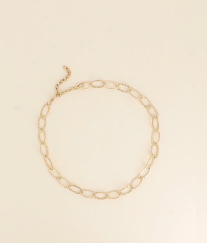 Anita — Mirajewelle, collier maille ovale martelée — acier doré