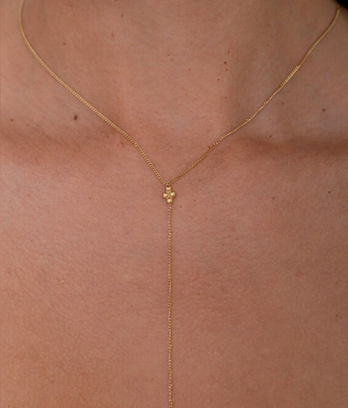 Lya — Mirajewelle, collier lariat Y chaîne fine motif trèfle — acier doré